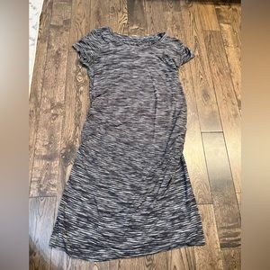 Liz Lange maternity medium Dress
